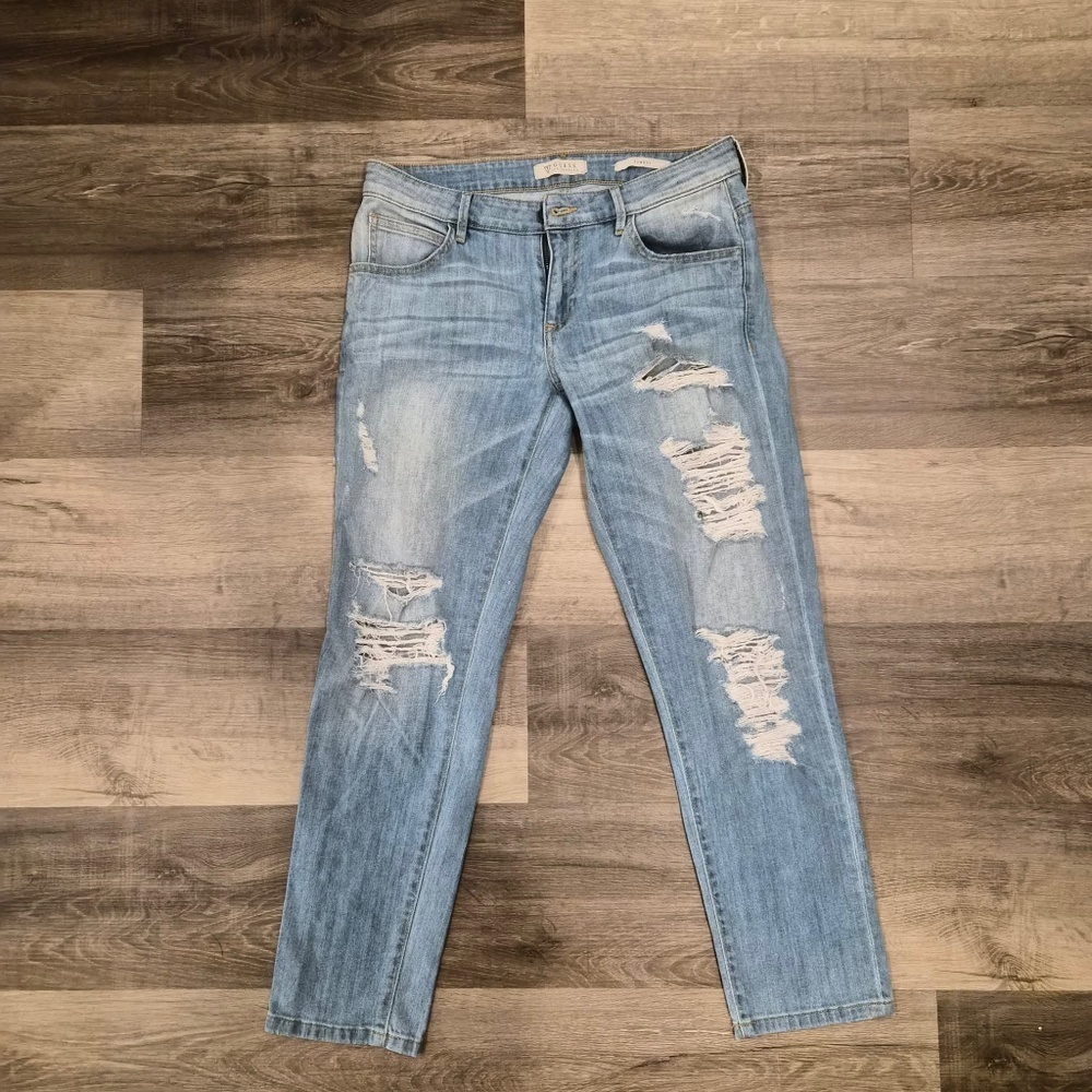 Guess Distressed Hipster Punk Tomboy Light Wash Ripped Skinny Jeans US 27